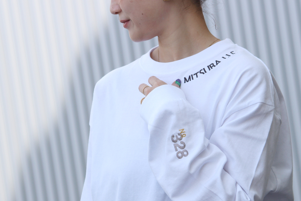 TシャツA