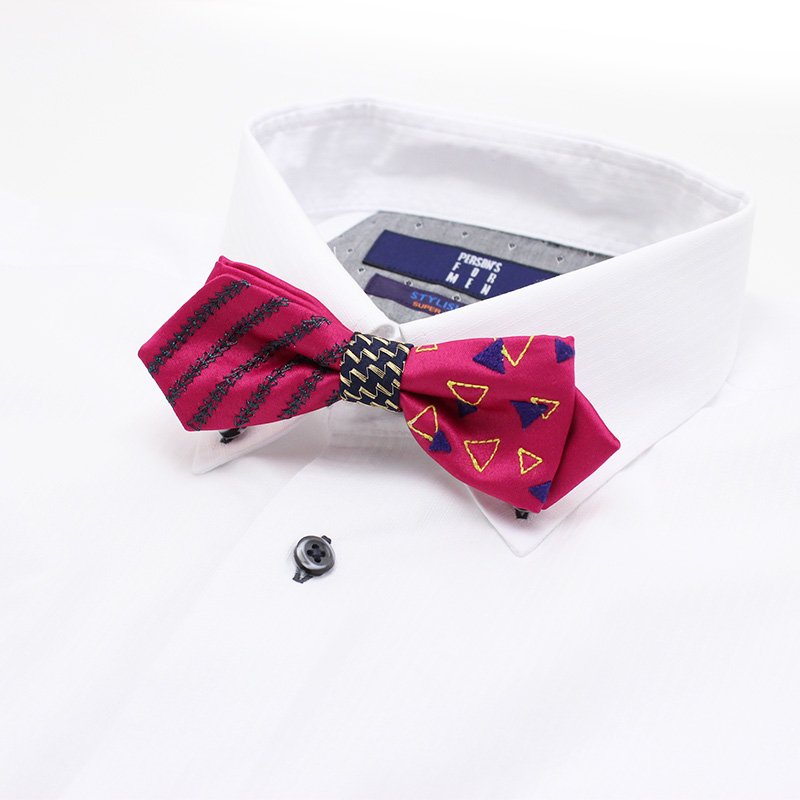 刺繍の蝶ネクタイ 三角の連なり つつじ AGEHA tie - me.dery